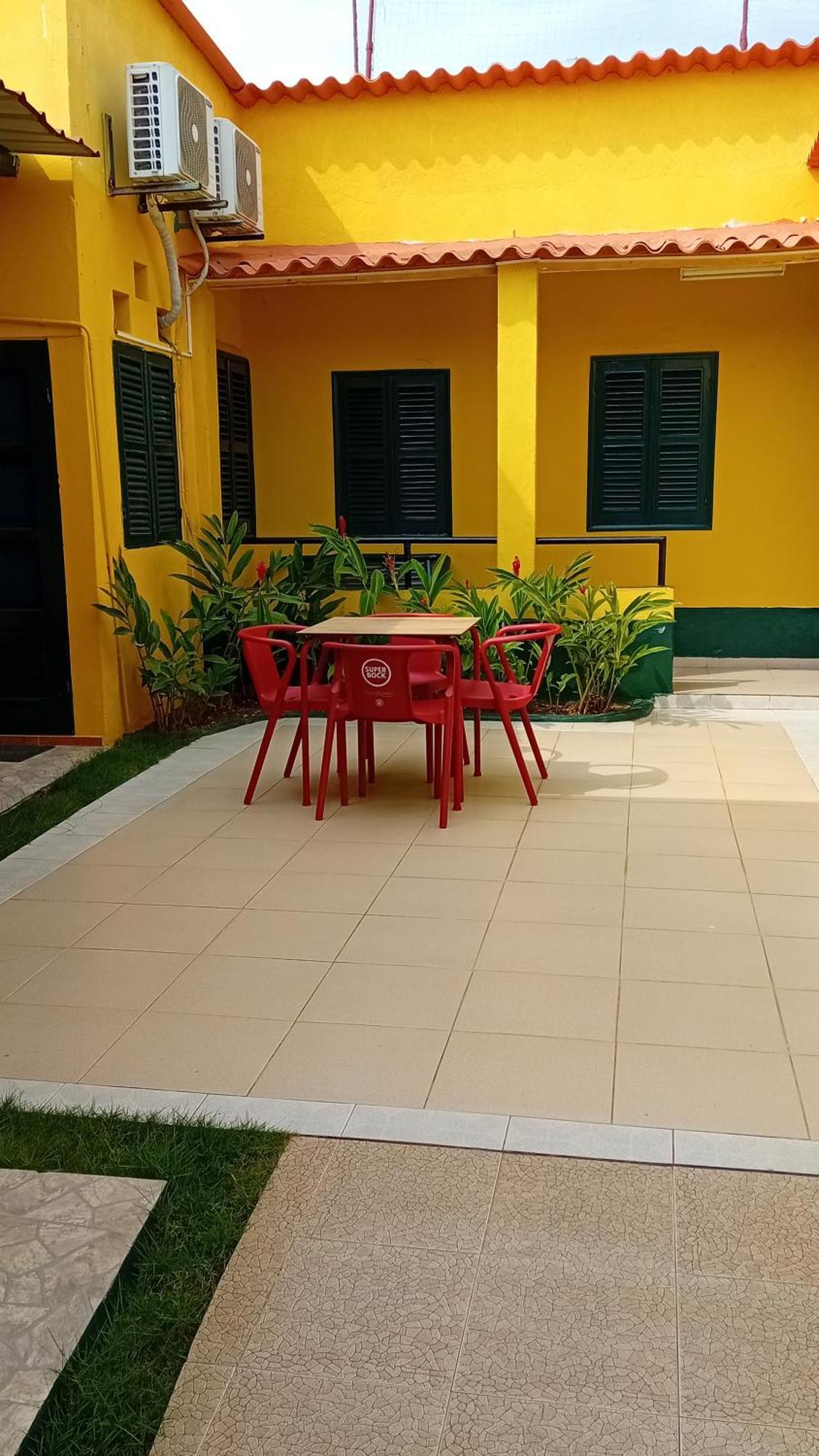 Residencialdes Bed & Breakfast Sao Tome Exterior photo